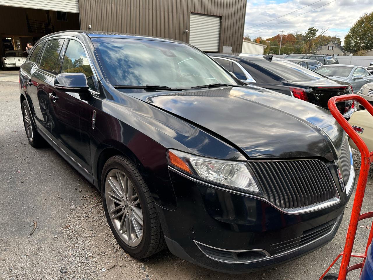 LINCOLN MKT