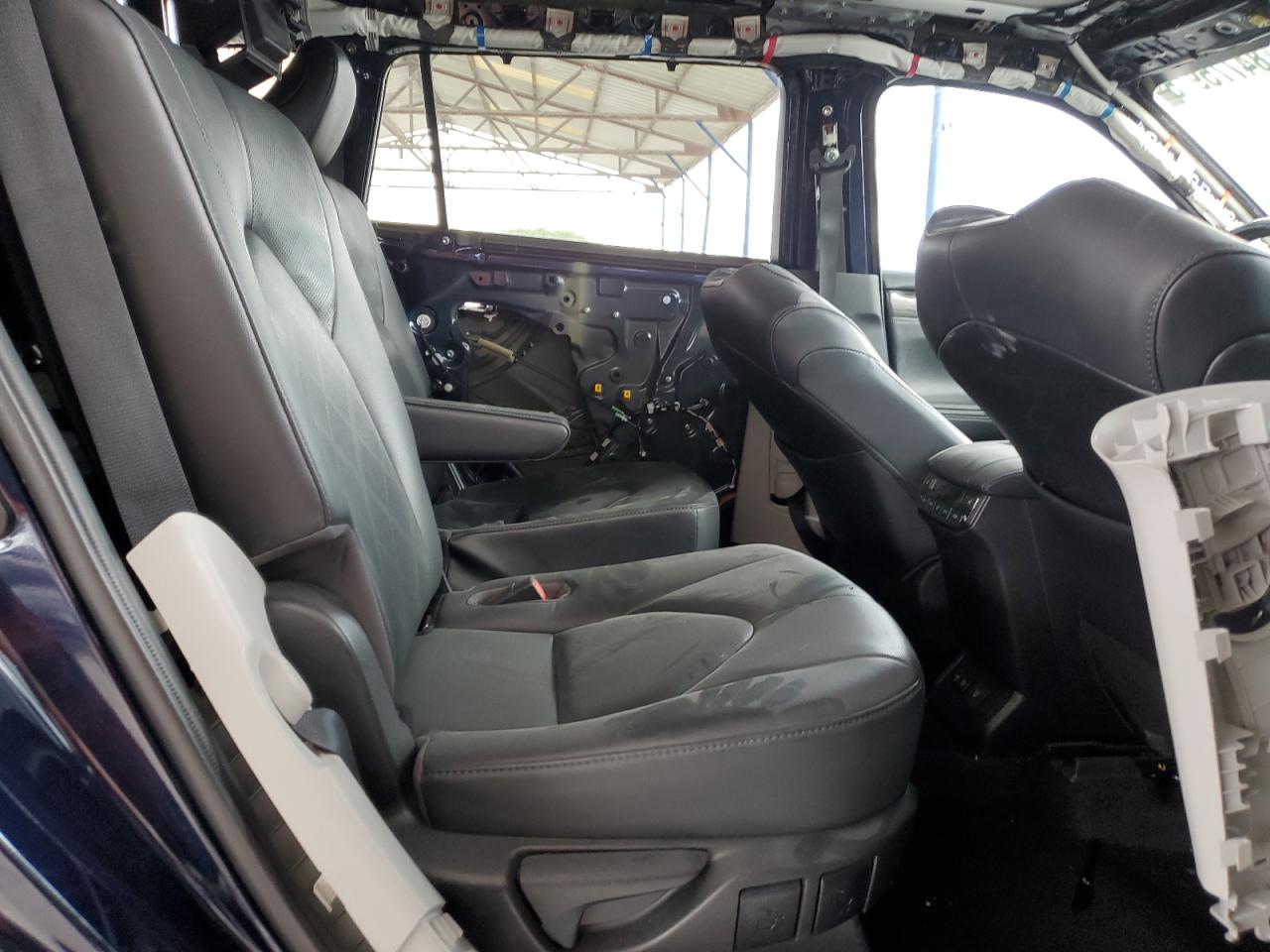 TOYOTA HIGHLANDER PLATINUM