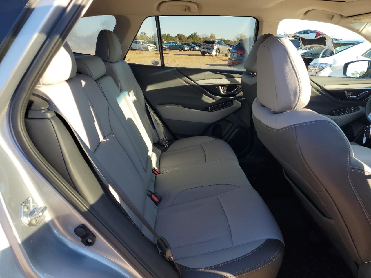 SUBARU OUTBACK LIMITED