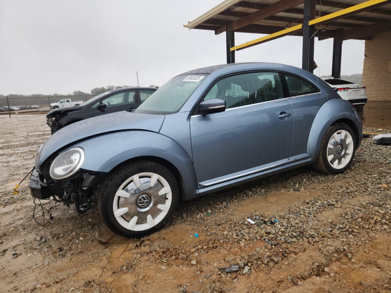 VOLKSWAGEN BEETLE S