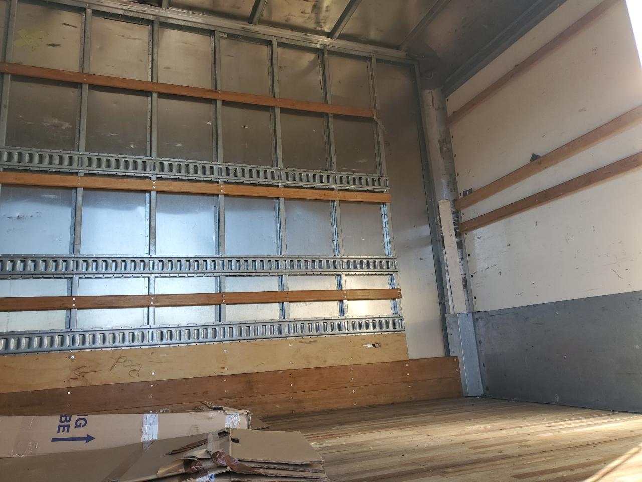 Lot #3285651288 2019 INTERNATIONAL 4000 4300