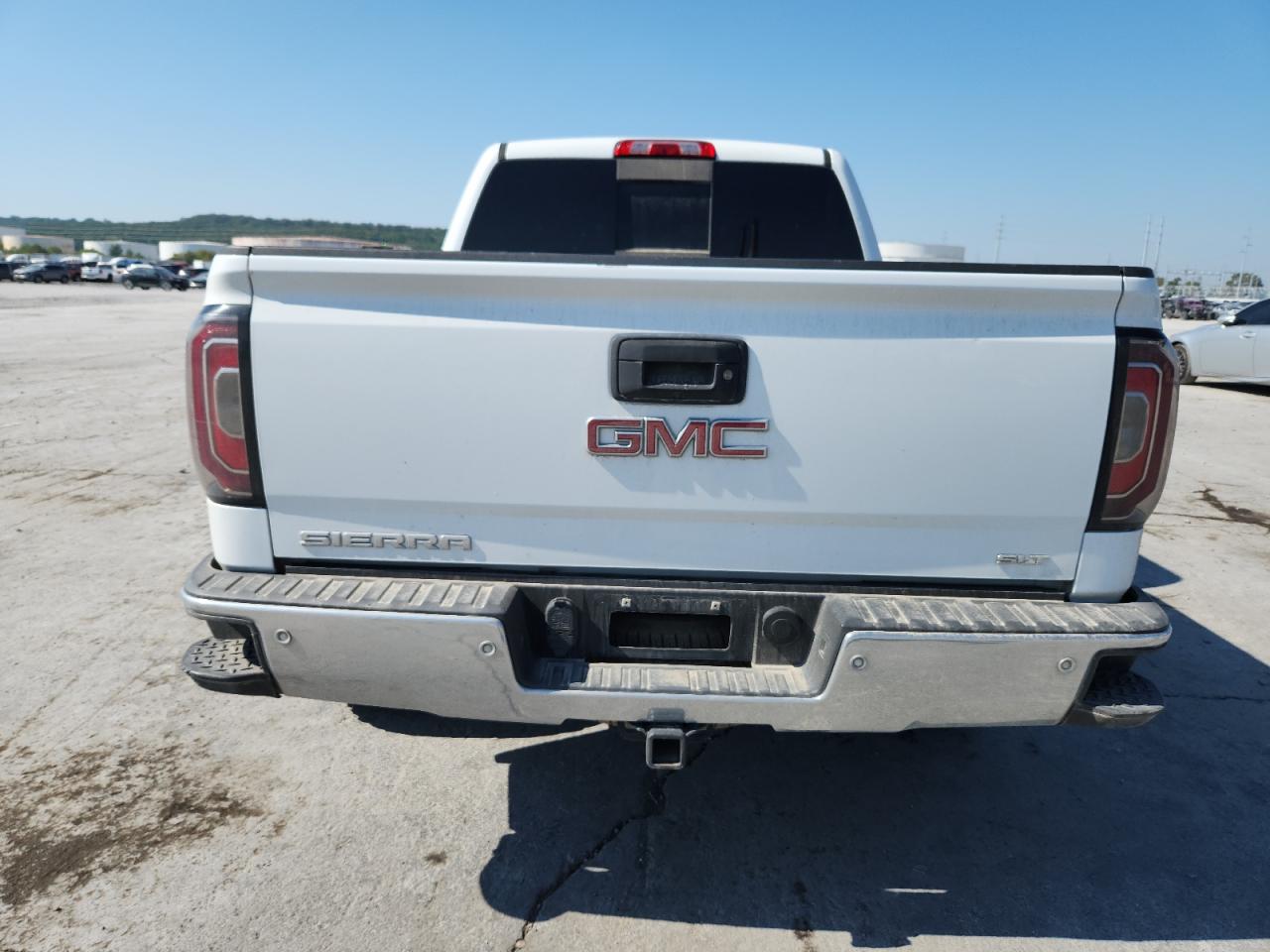 GMC SIERRA K1500 SLT