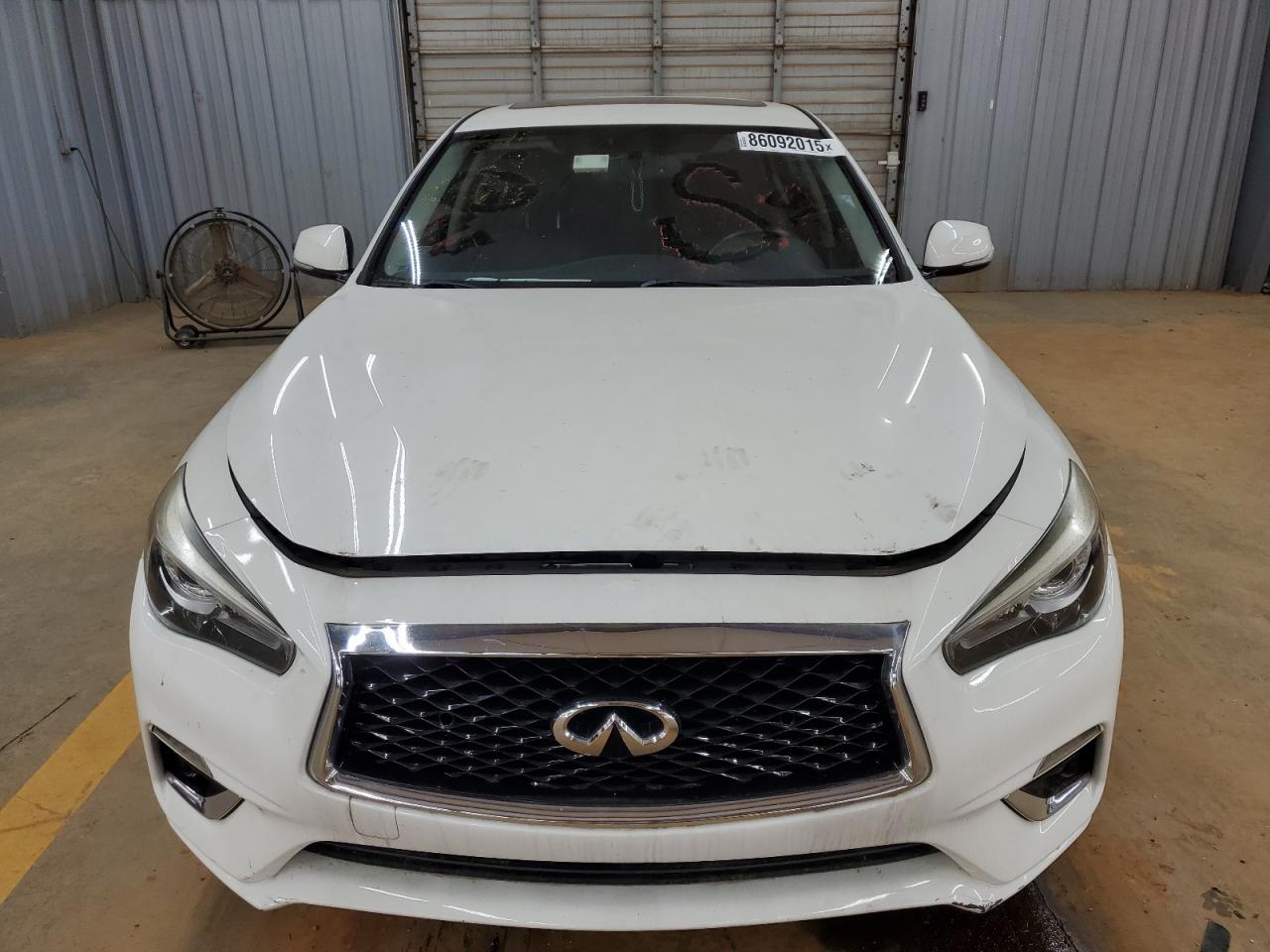 INFINITI Q50 LUXE