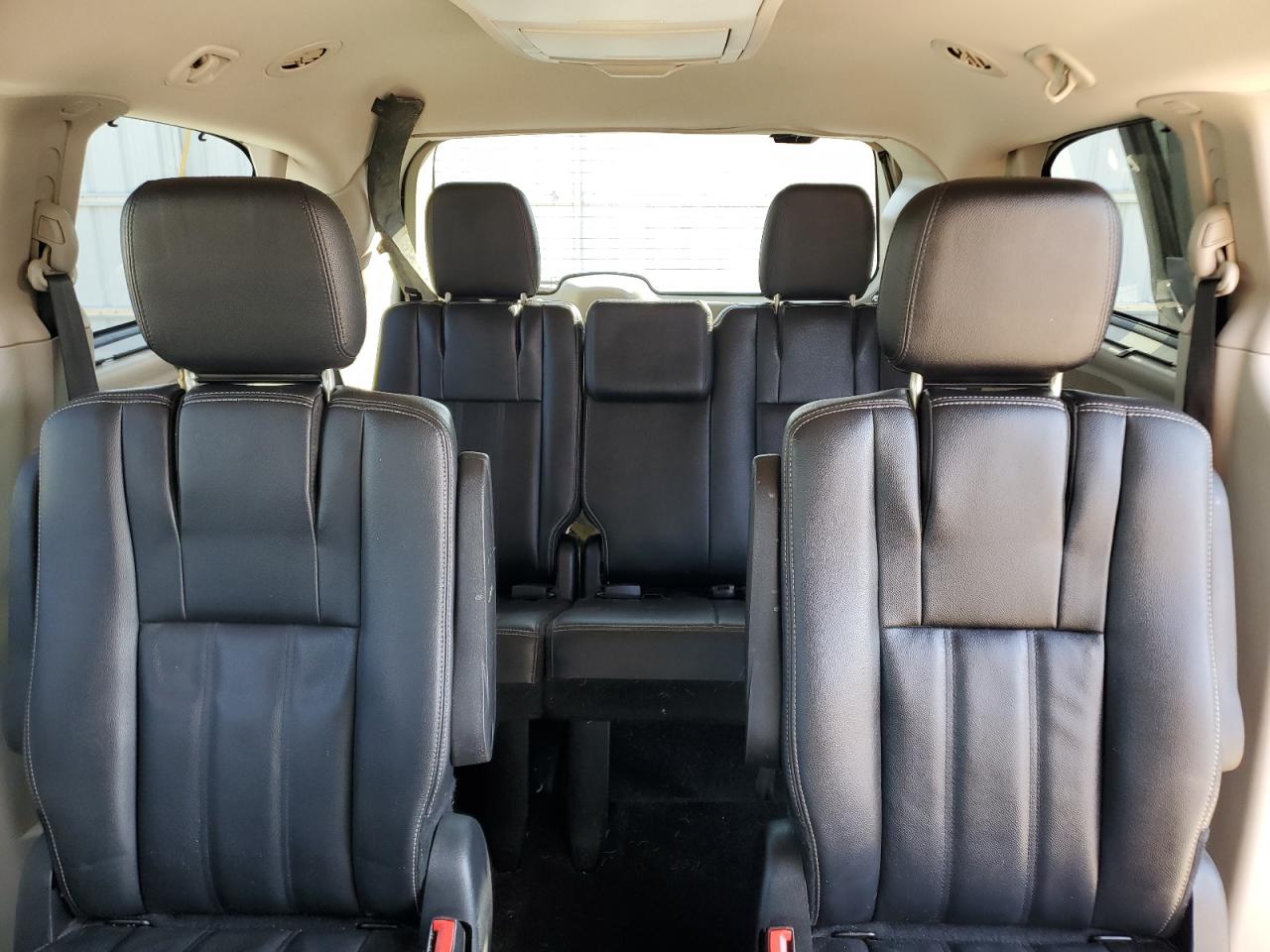 CHRYSLER TOWN & COUNTRY TOURING