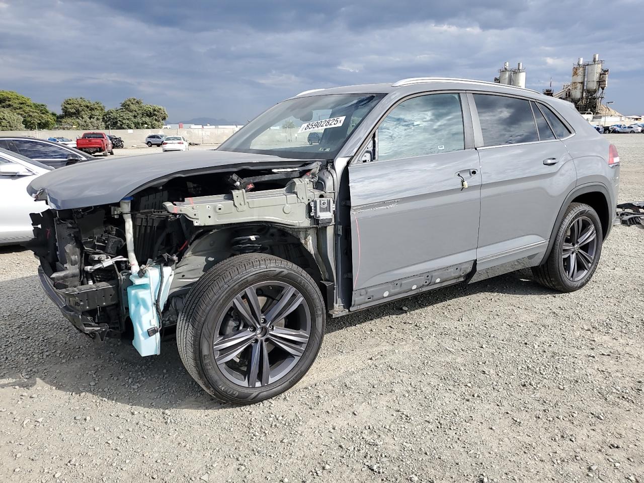 VOLKSWAGEN ATLAS CROSS SPORT SE