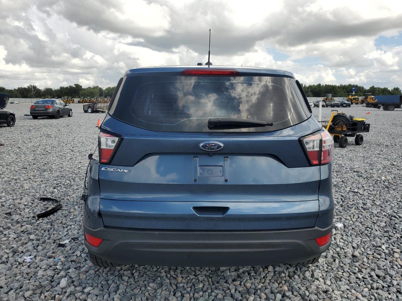 FORD ESCAPE S