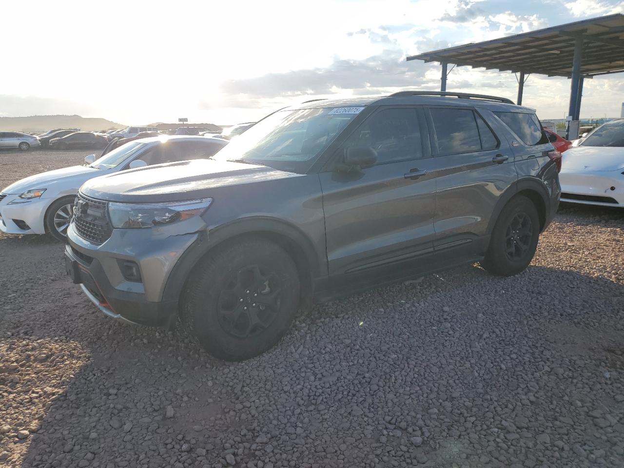  Salvage Ford Explorer