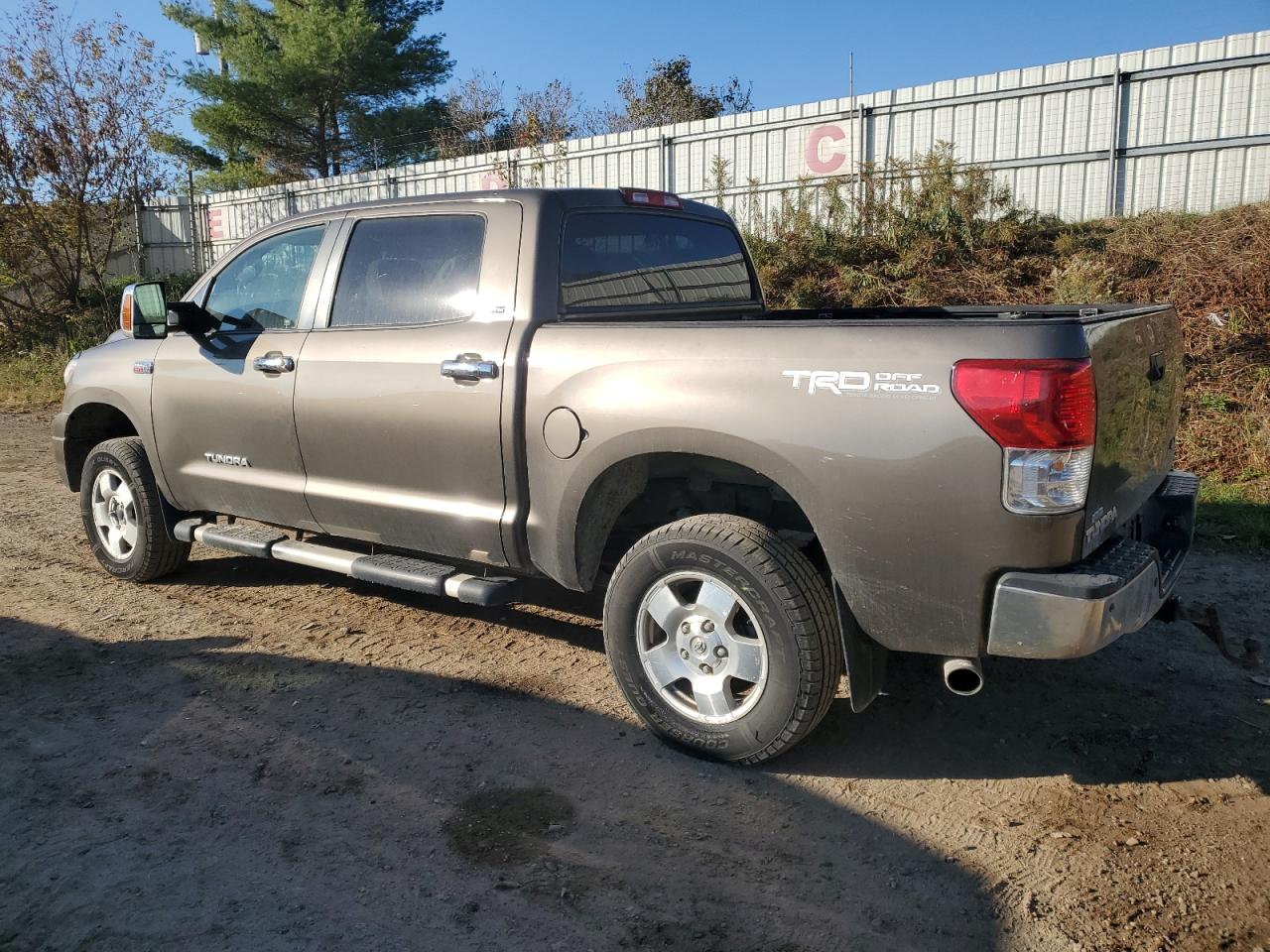 Lot #3317798079 2011 TOYOTA TUNDRA CRE