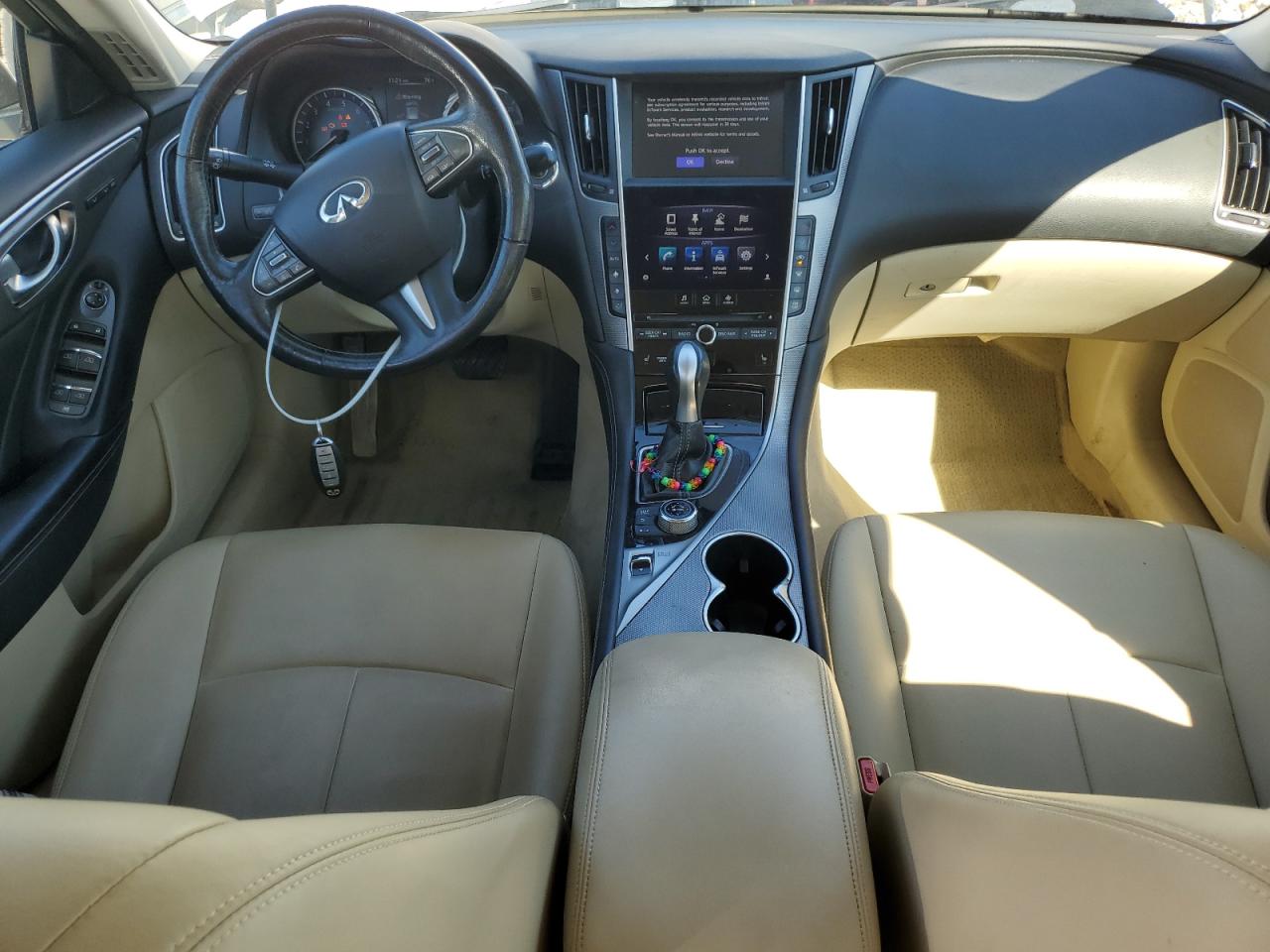 INFINITI Q50 PREMIUM