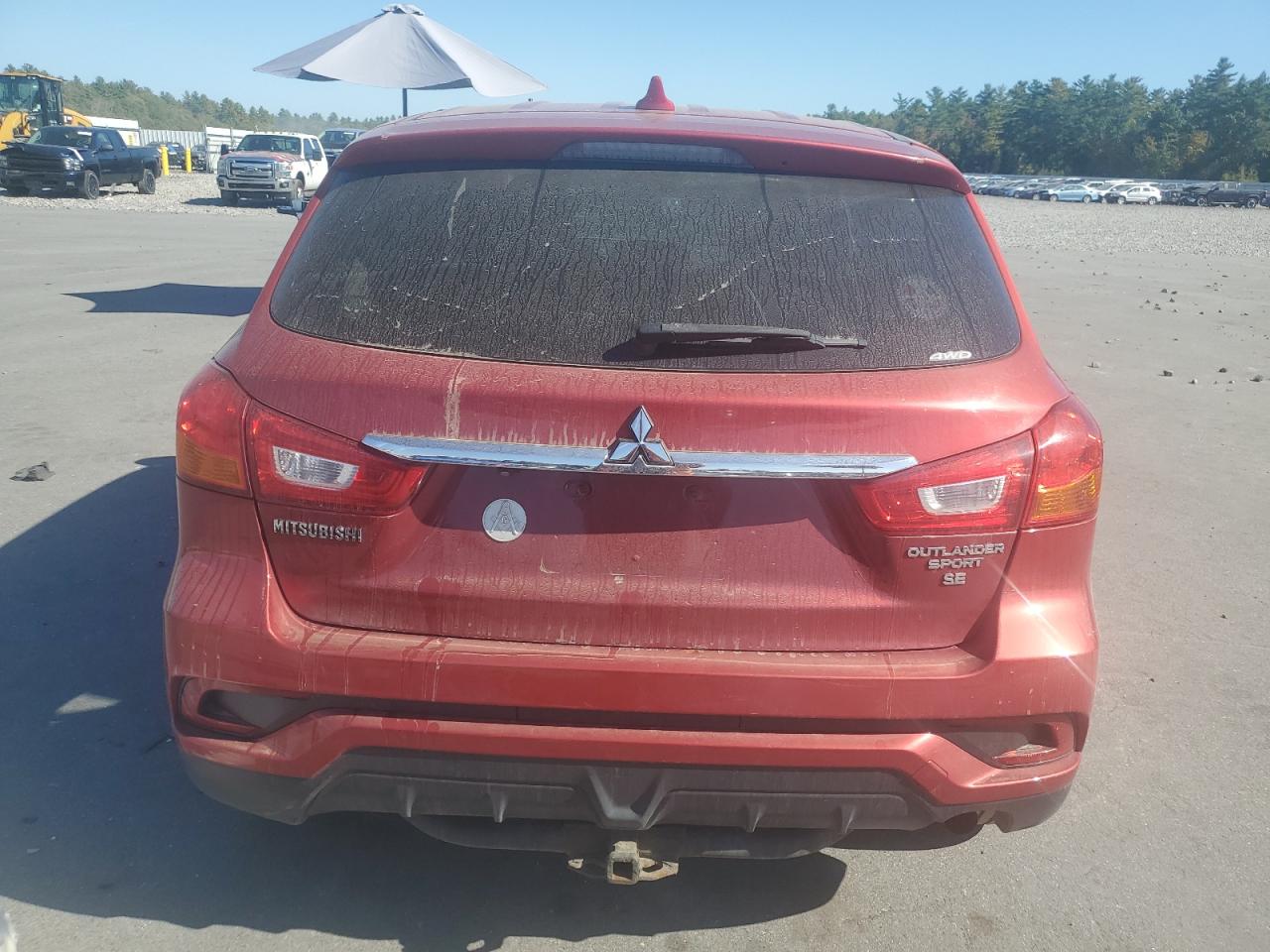 MITSUBISHI OUTLANDER ES