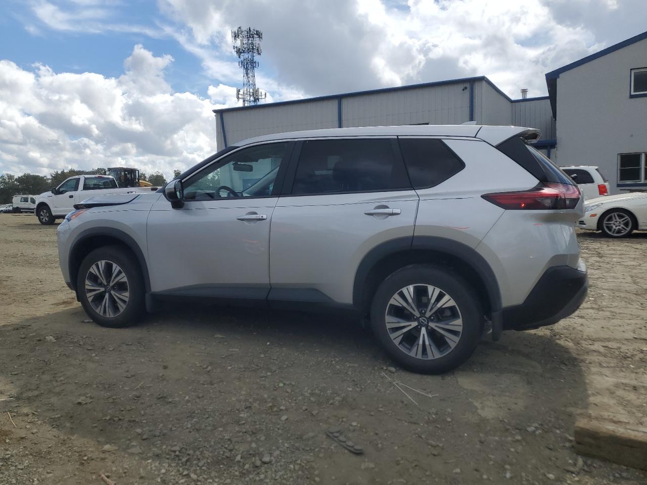 NISSAN ROGUE SV