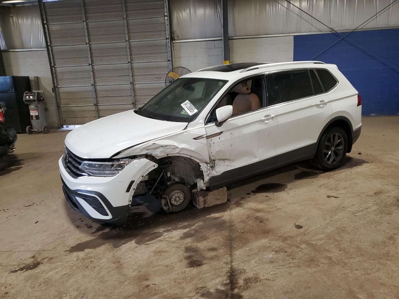 VOLKSWAGEN TIGUAN SE