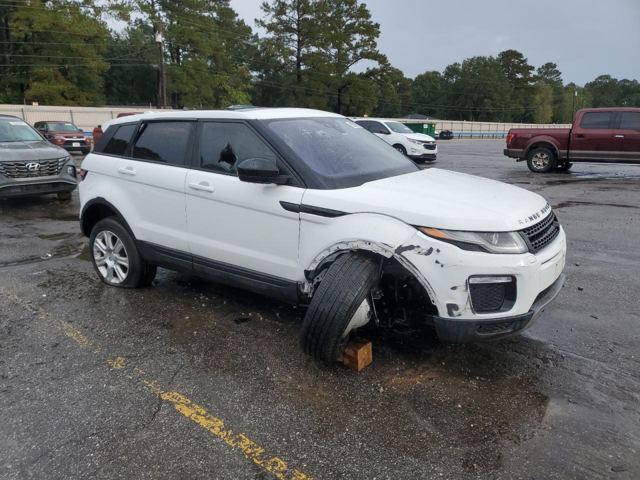 LAND ROVER RANGE ROVER EVOQUE SE