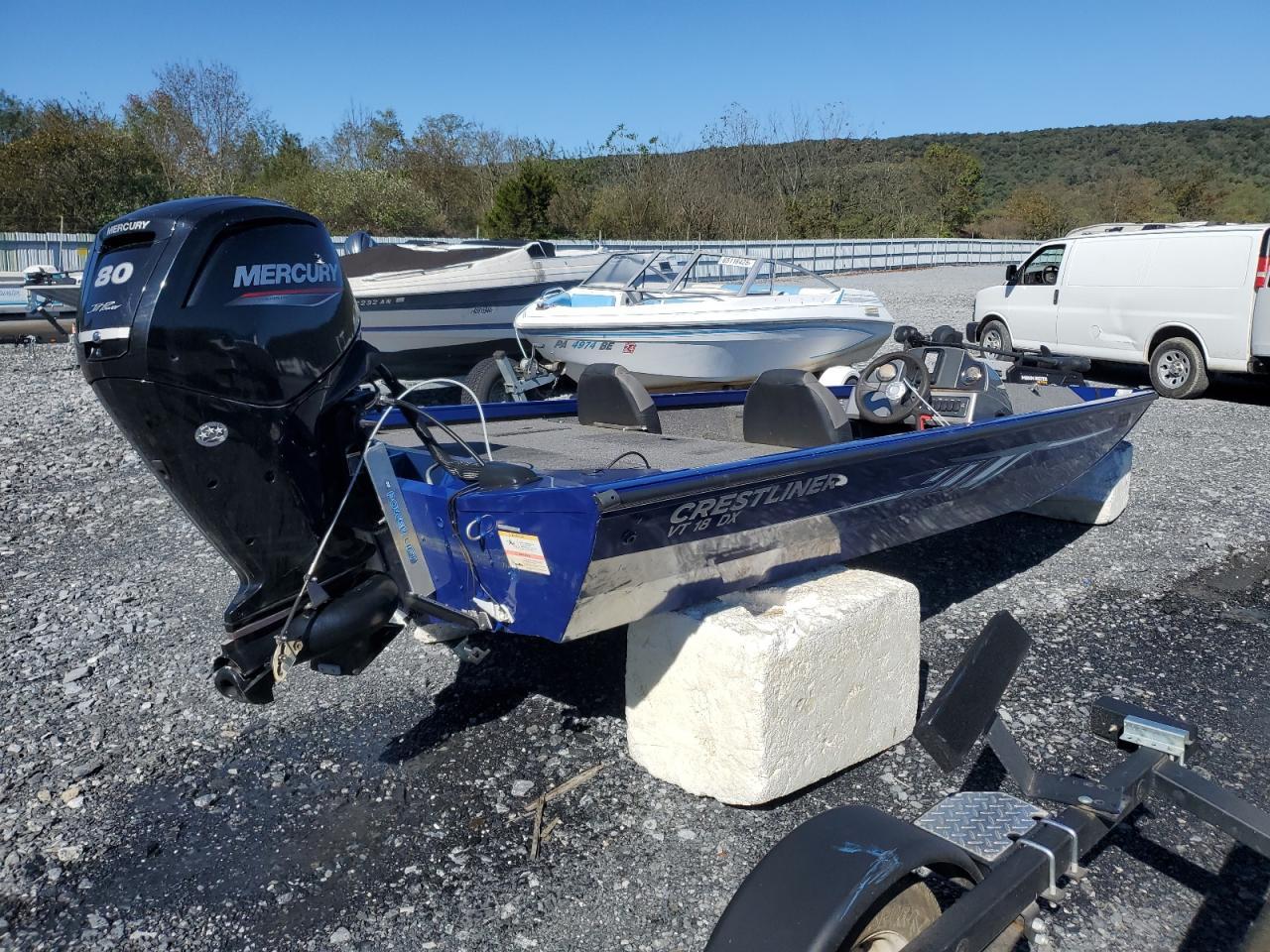Lot #3266733409 2019 CRESTLINER BOAT