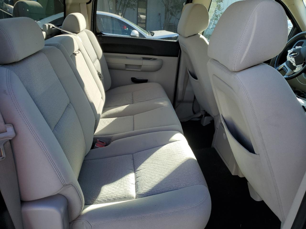 CHEVROLET SILVERADO C1500 LT