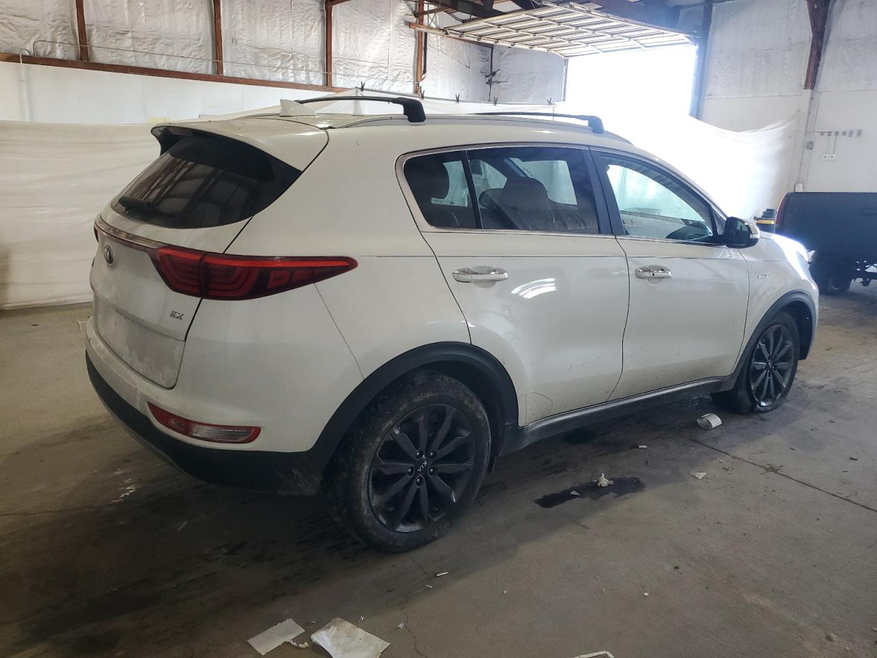 KIA SPORTAGE EX