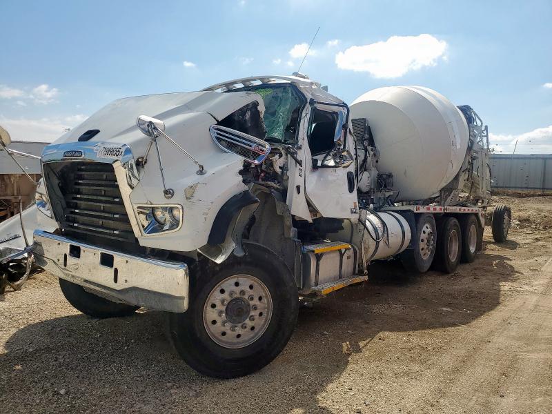 2023 FREIGHTLINER 114SD #3296506693
