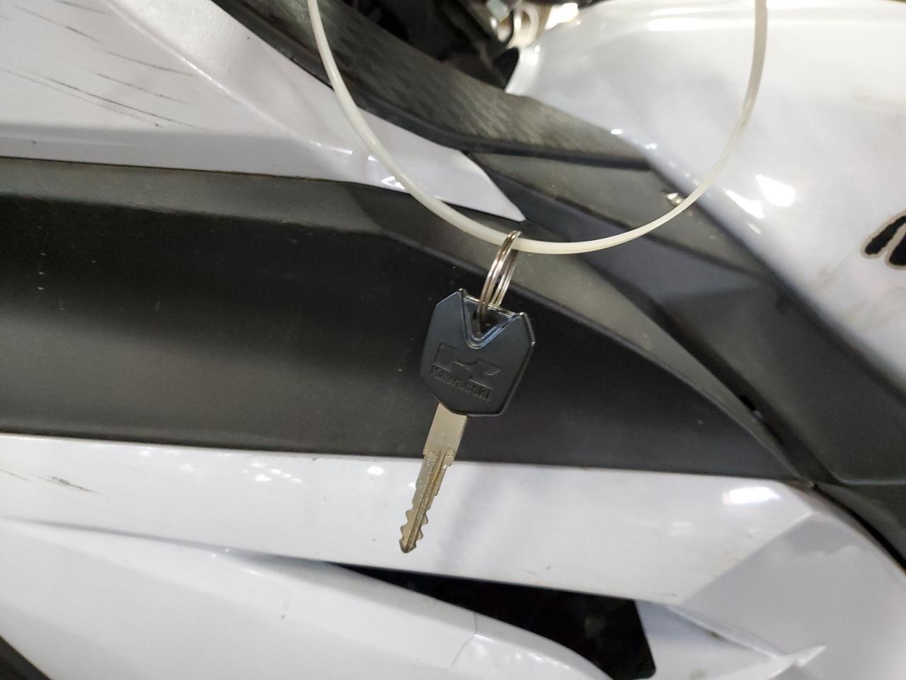 Lot #3273927885 2013 KAWASAKI EX300 A