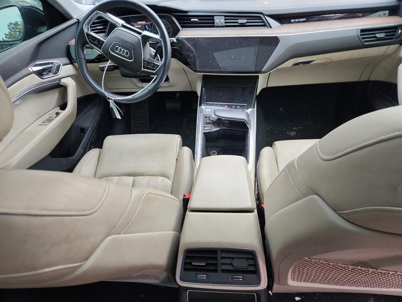 AUDI E-TRON PRESTIGE