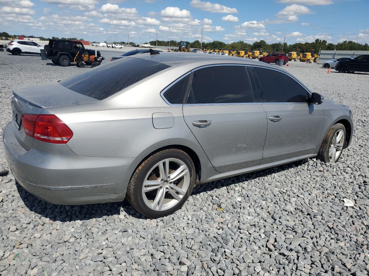 VOLKSWAGEN PASSAT SE