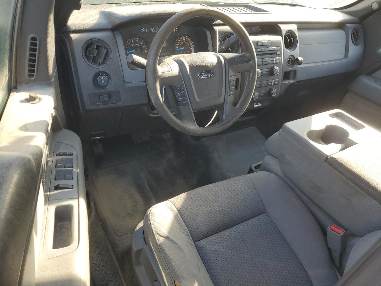 FORD F-150 SUPER CAB