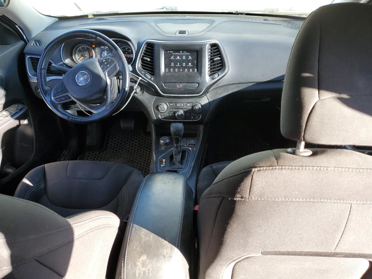 JEEP GRAND CHEROKEE LATITUDE