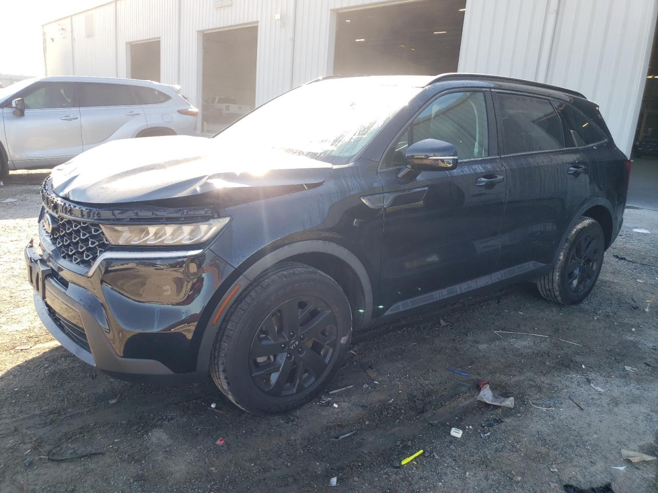 Lot #3298122133 2021 KIA SORENTO S