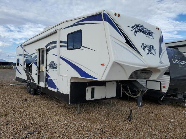 Global Auto Auctions: 2013 ECLI ATTITUDE W 38CR