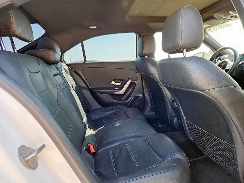 2021 MERCEDES-BENZ A 220 - W1K3G4EB1MJ313431