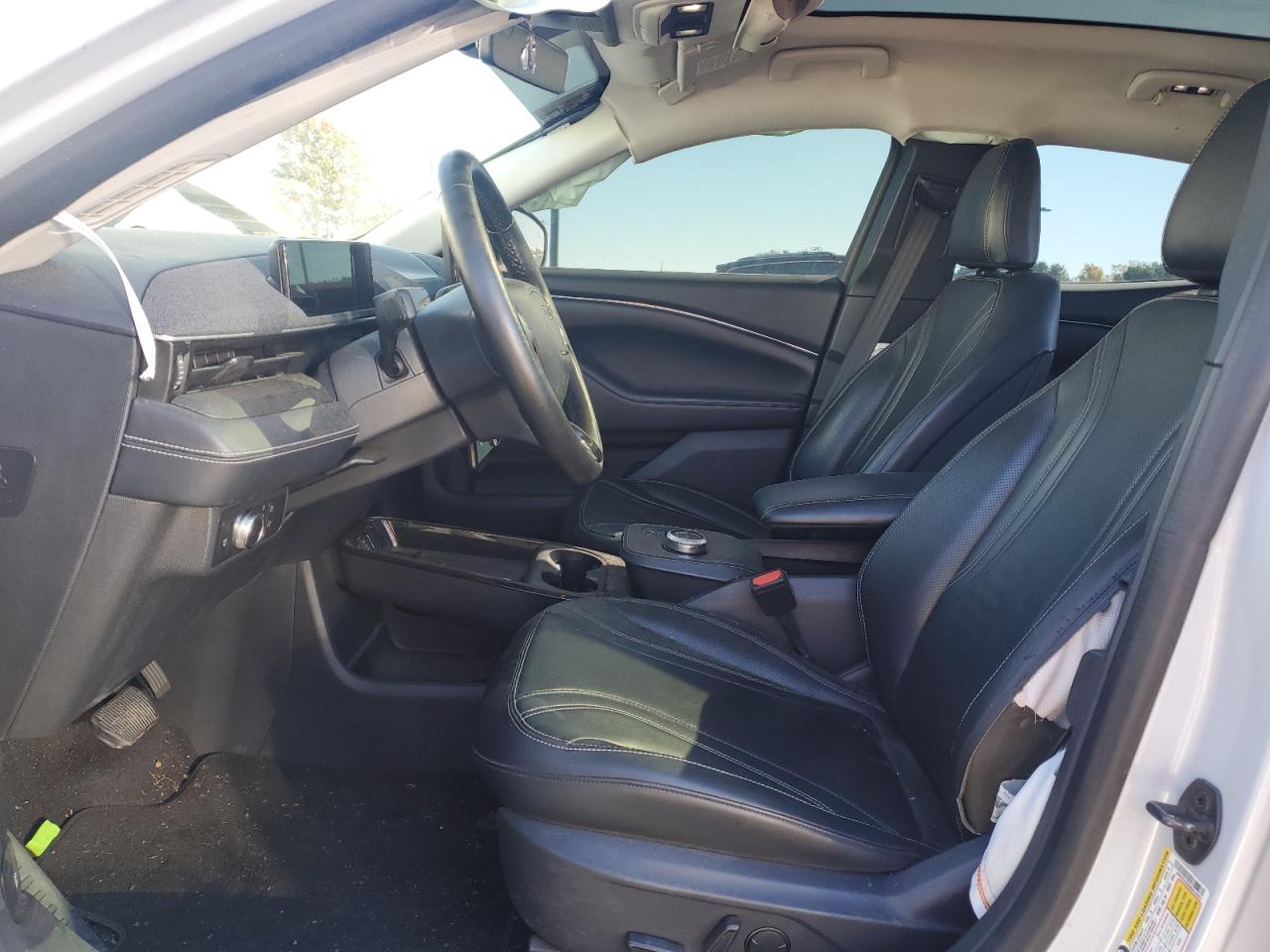 FORD MUSTANG PREMIUM