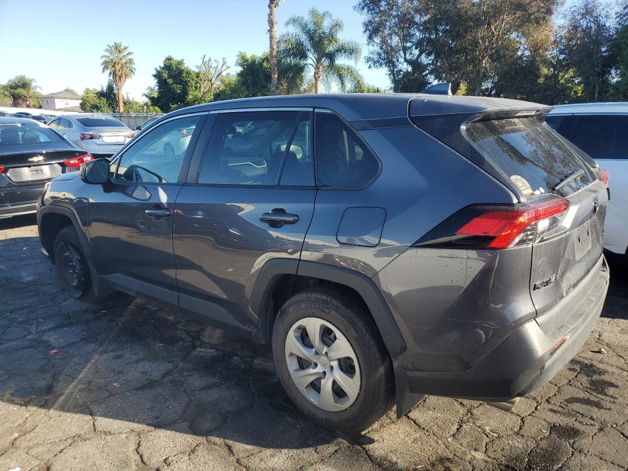 TOYOTA RAV4 LE