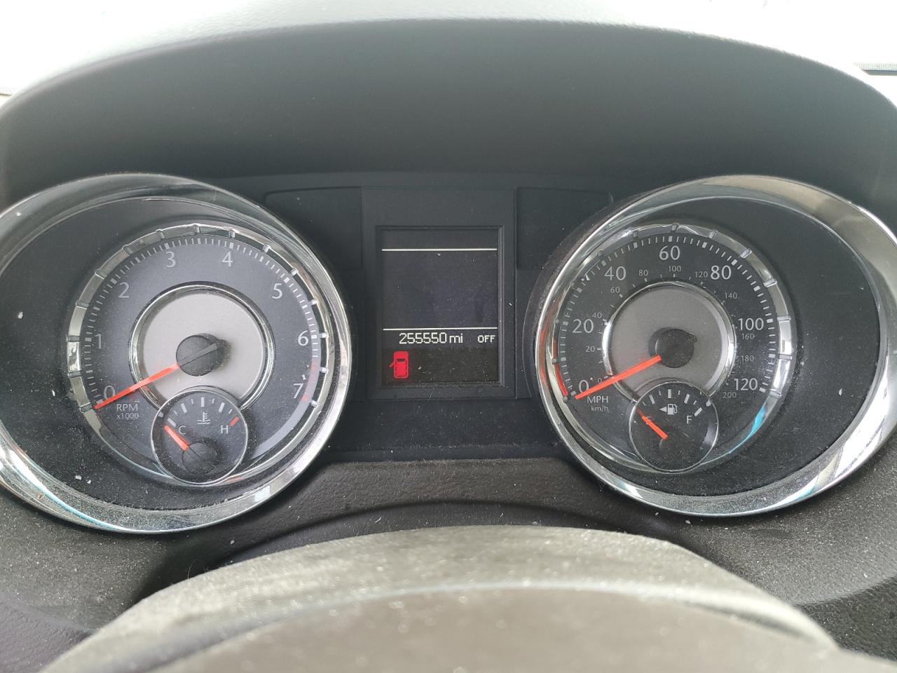 CHRYSLER TOWN & COUNTRY TOURING