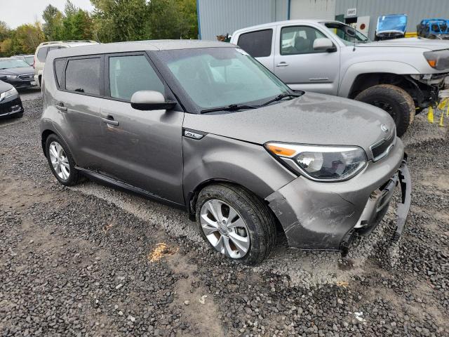 2015 KIA SOUL + - KNDJP3A5XF7133425