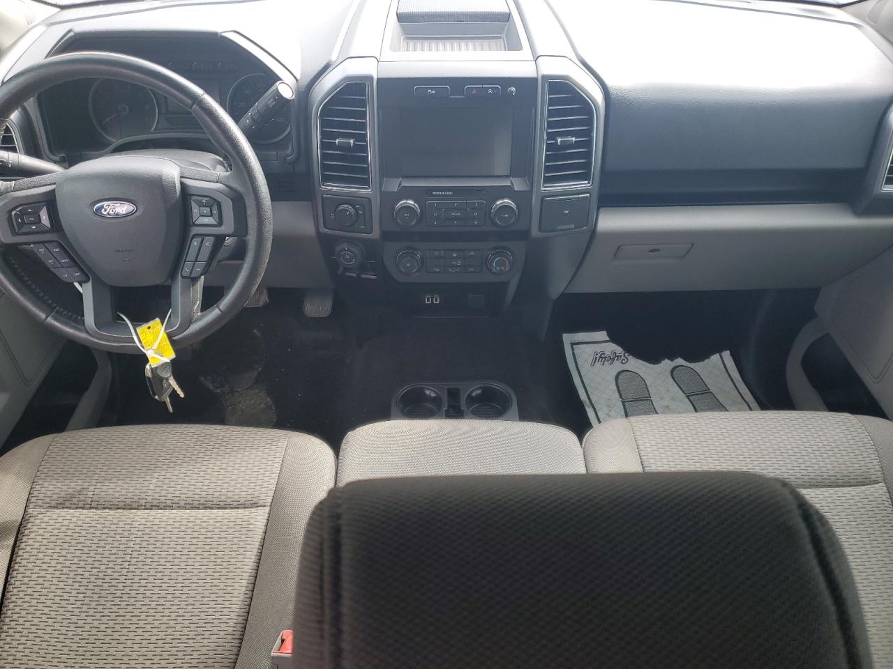 FORD F-150 SUPER CAB