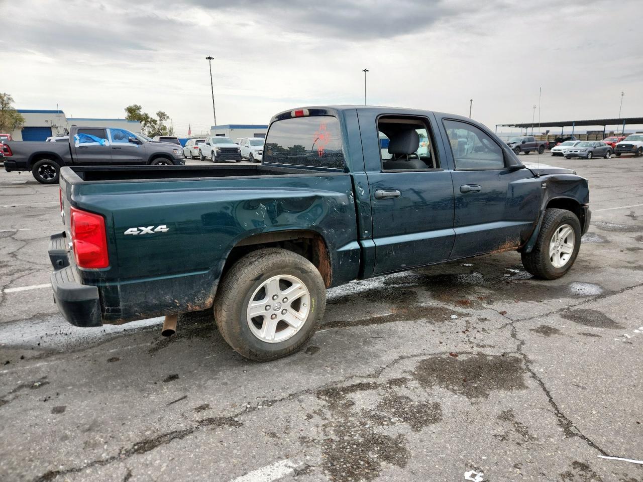 DODGE DAKOTA SLT