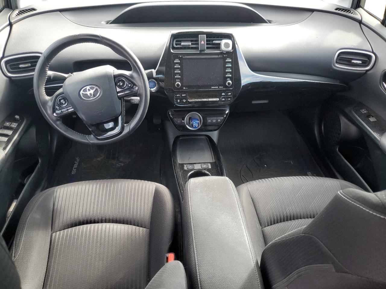 TOYOTA PRIUS PRIME LE