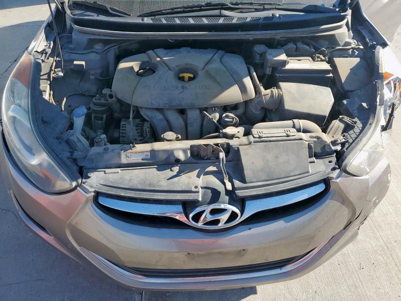 2012 HYUNDAI ELANTRA GL - 5NPDH4AE9CH146321