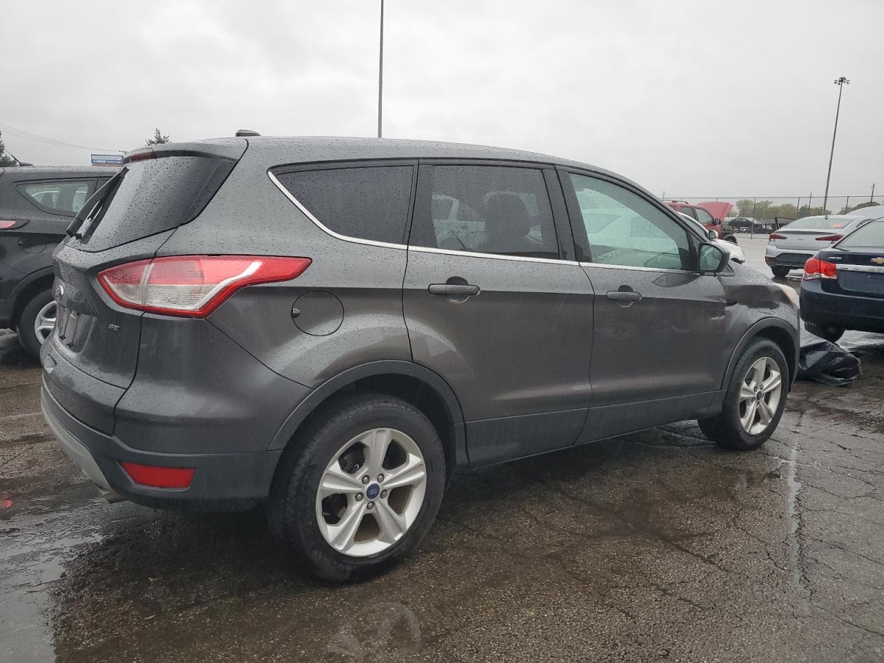 FORD ESCAPE SE