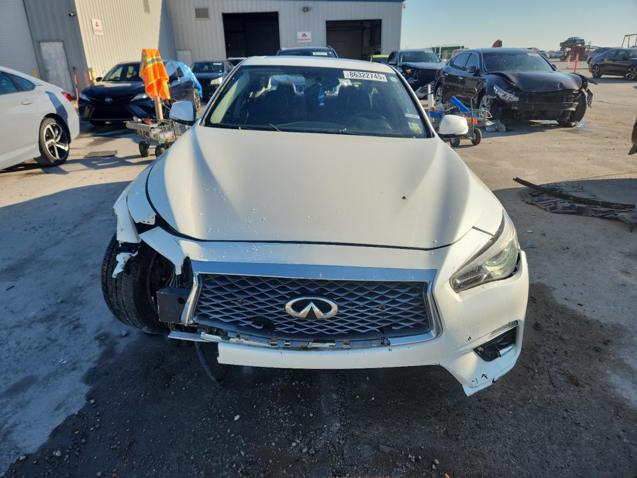 INFINITI Q50 LUXE