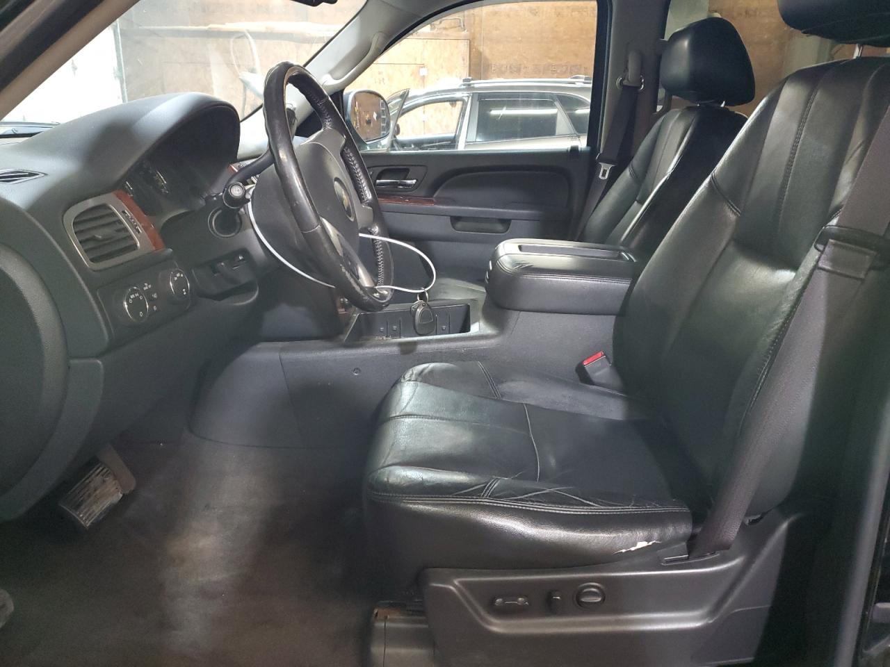 CHEVROLET SUBURBAN K1500 LT