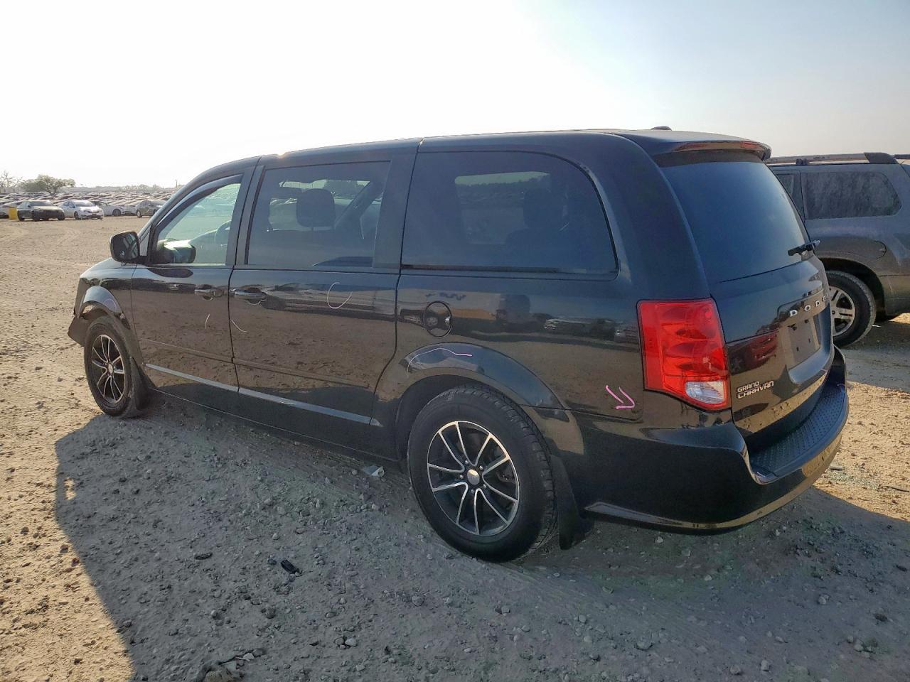 Lot #3311823190 2017 DODGE GRAND CARA