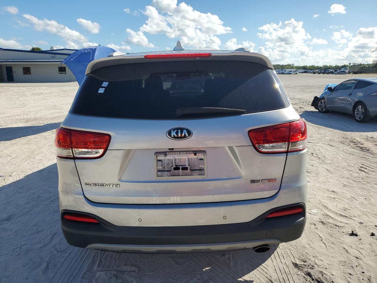 KIA SORENTO EX