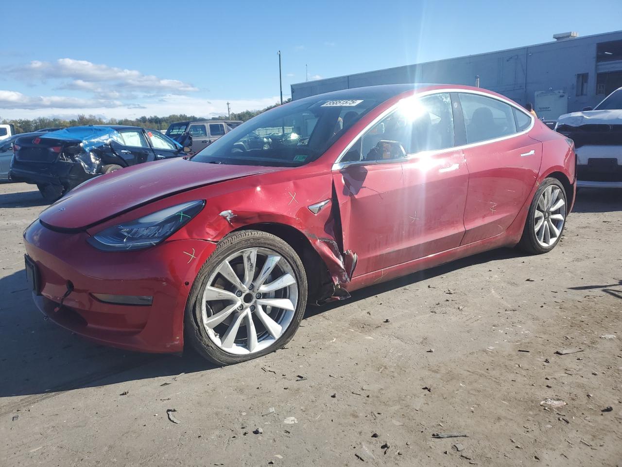 TESLA MODEL 3