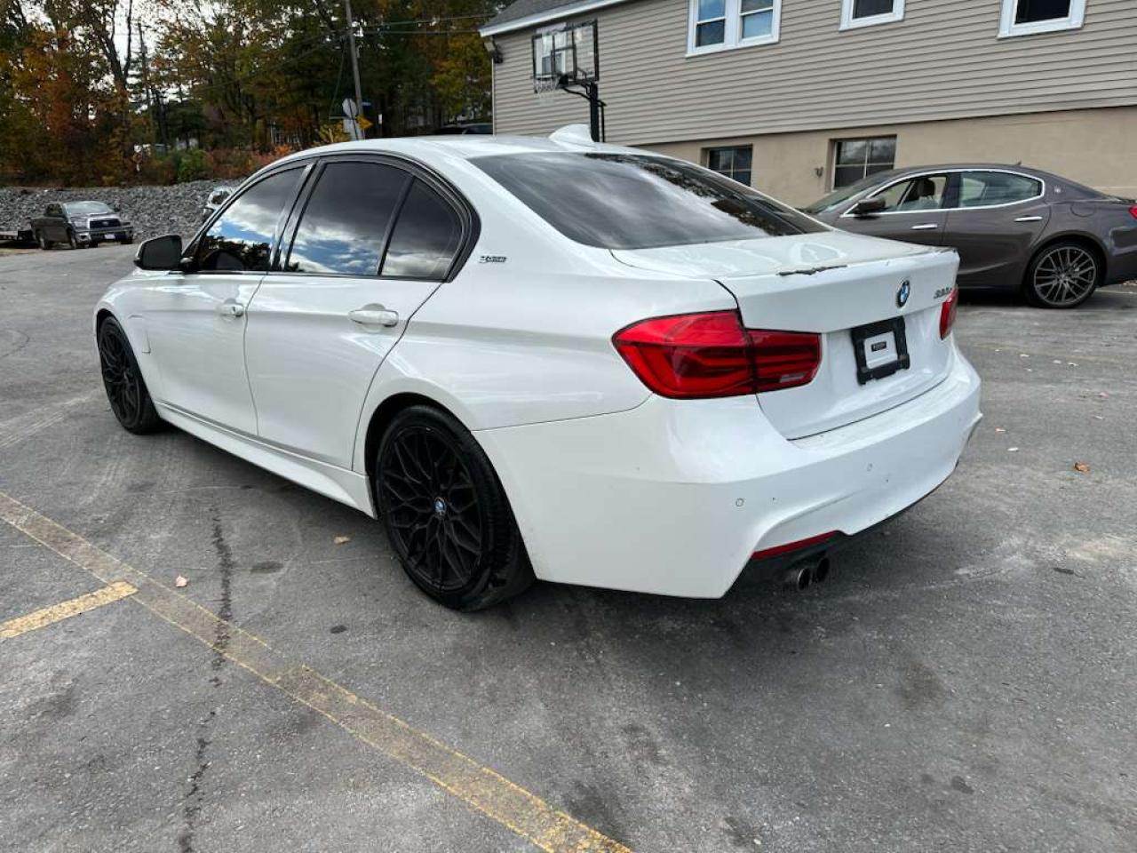 BMW 3 SERIES 330E