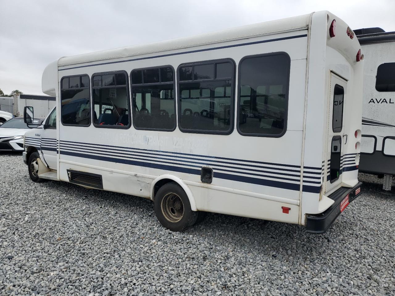 FORD ECONOLINE E450 SUPER DUTY CUTAWAY VAN
