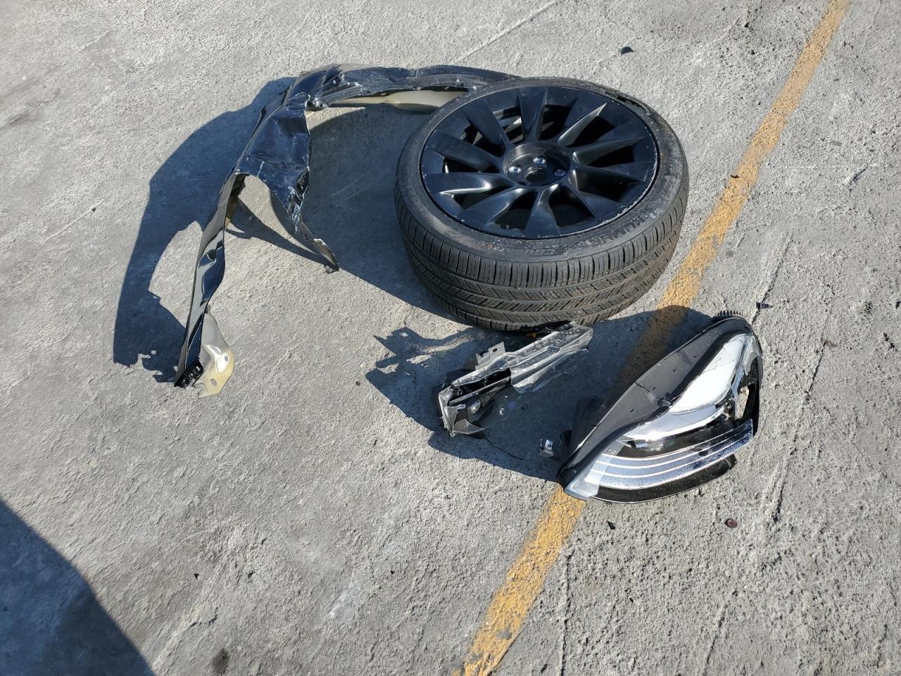 Lot #3309605567 2021 TESLA MODEL Y