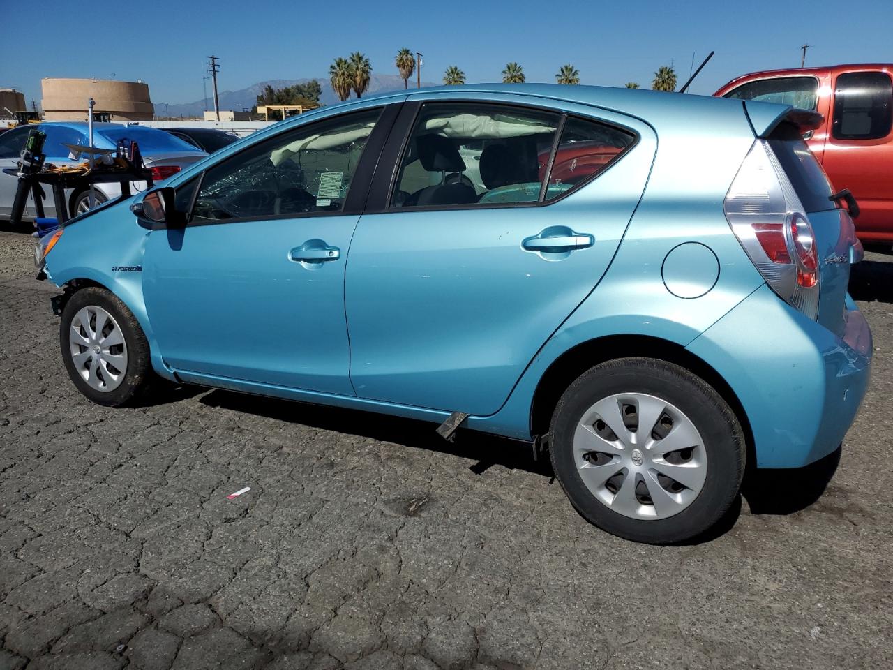 TOYOTA PRIUS C
