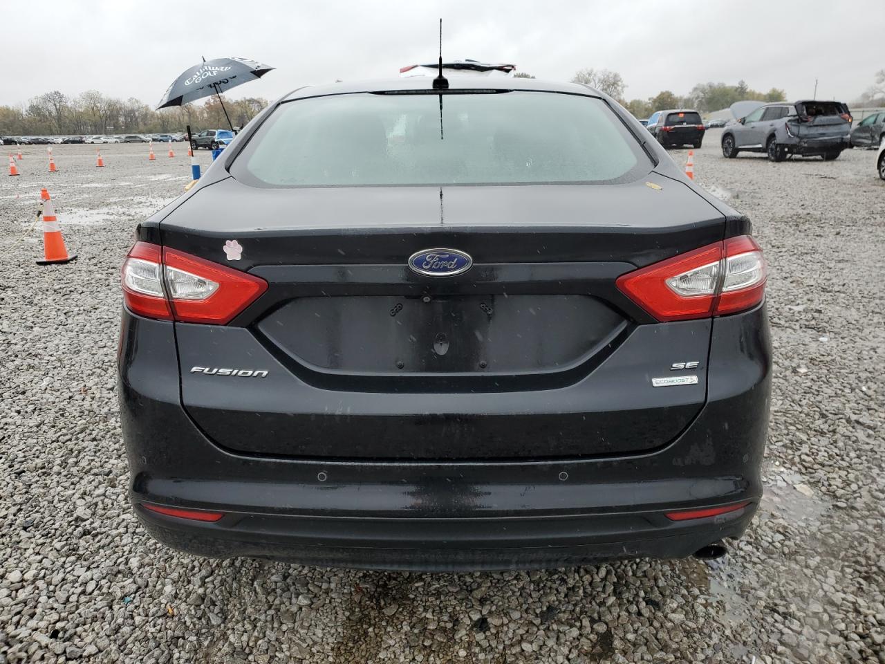 FORD FUSION SE