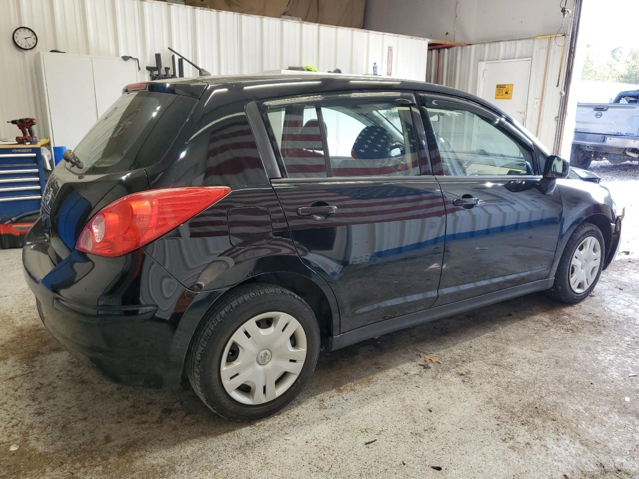NISSAN VERSA S