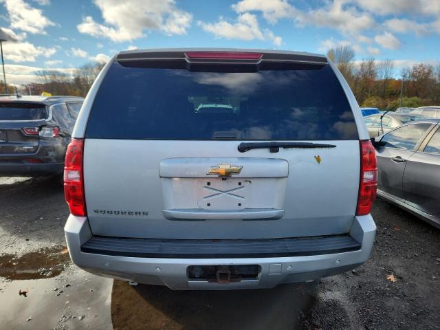 2011 CHEVROLET SUBURBAN K - 1GNSKJE31BR307498